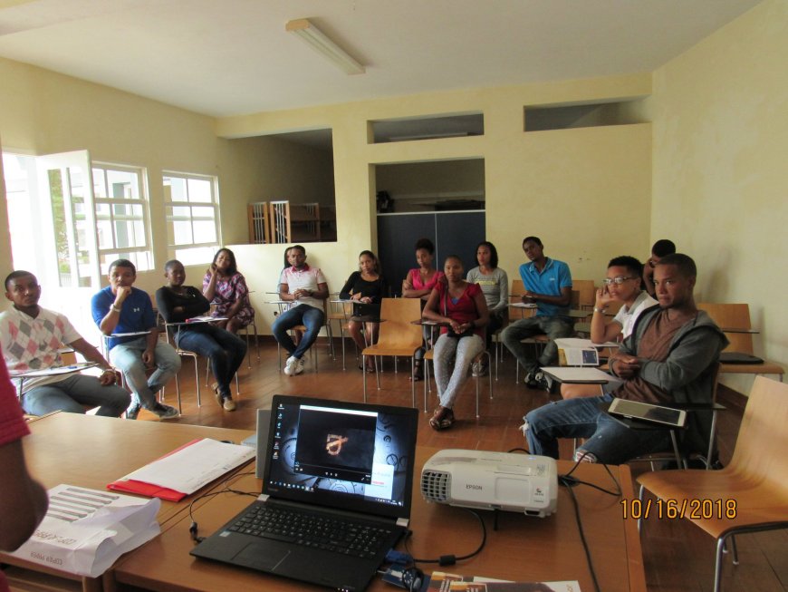 Ponto a ponto:  Lançamento do Programa JOVem EMPREGO na ilha Brava.