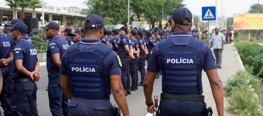 Cape Verdean Police seize 585 ammunition and detain a Portuguese man suspected of arms trafficking