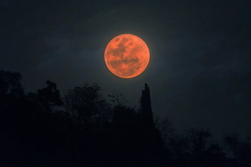 Eclipse Lunar Total de "Lua de Sangue" Iluminará os Céus de Cabo Verde em Março de 2025